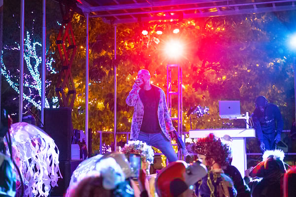 Photo of concert at Cleveland Metroparks Zoo