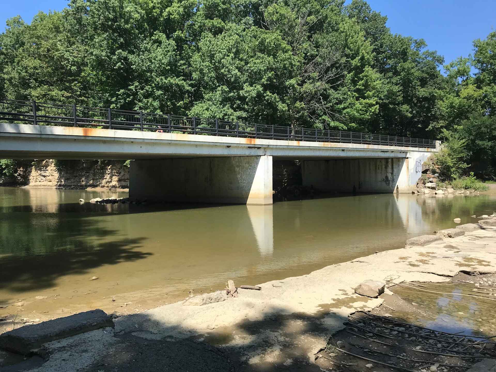 Valley-Parkway-Bridge_Wide.jpg