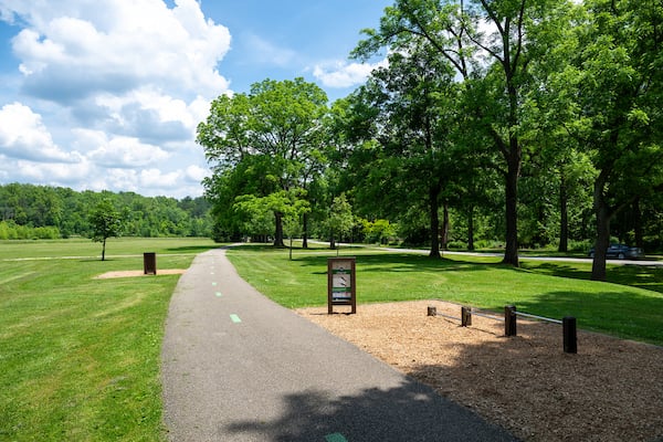 Brecksville-APT-12.jpg Brecksville-APT-12.jpg